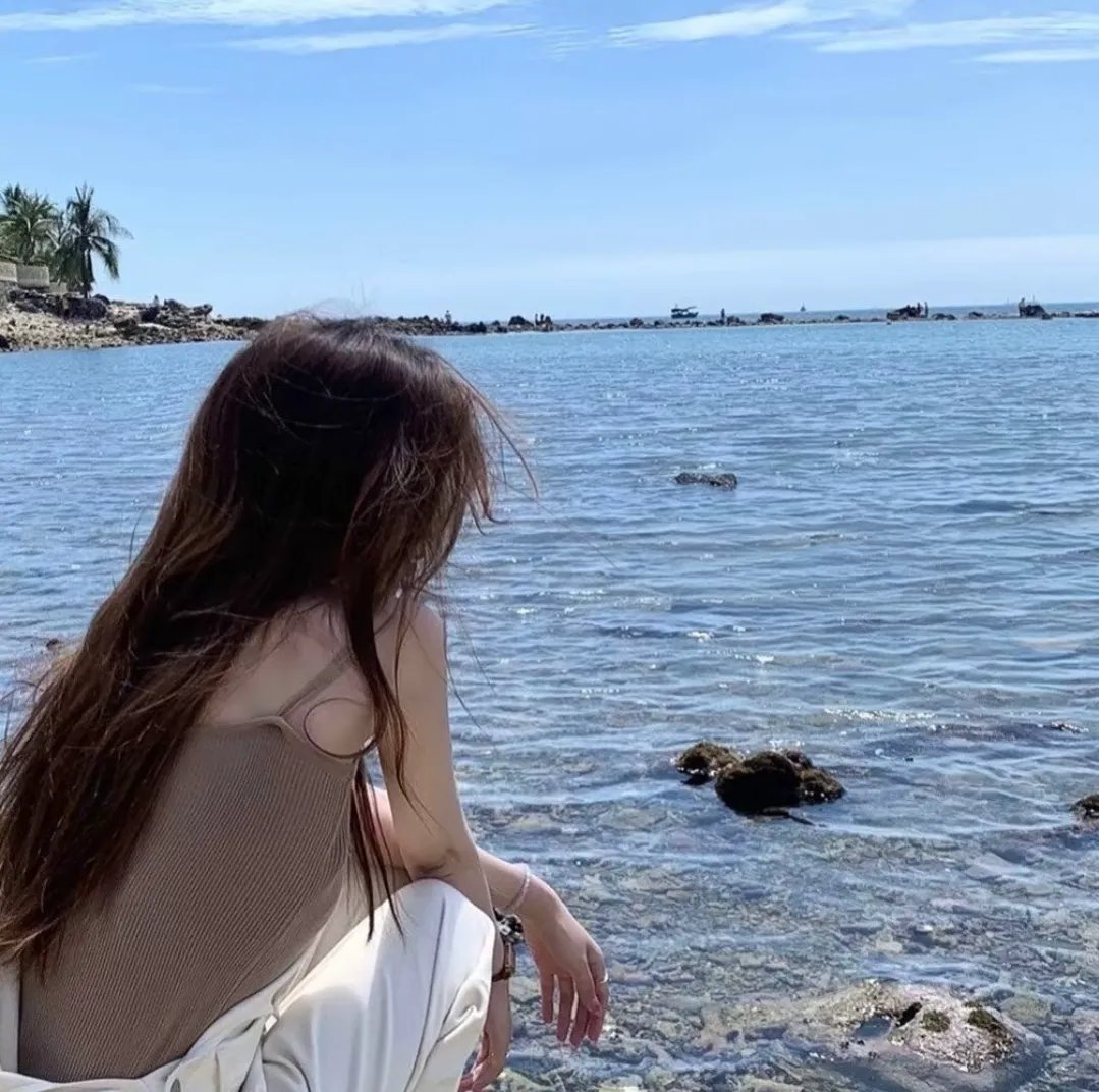 美好拾光公司 海报